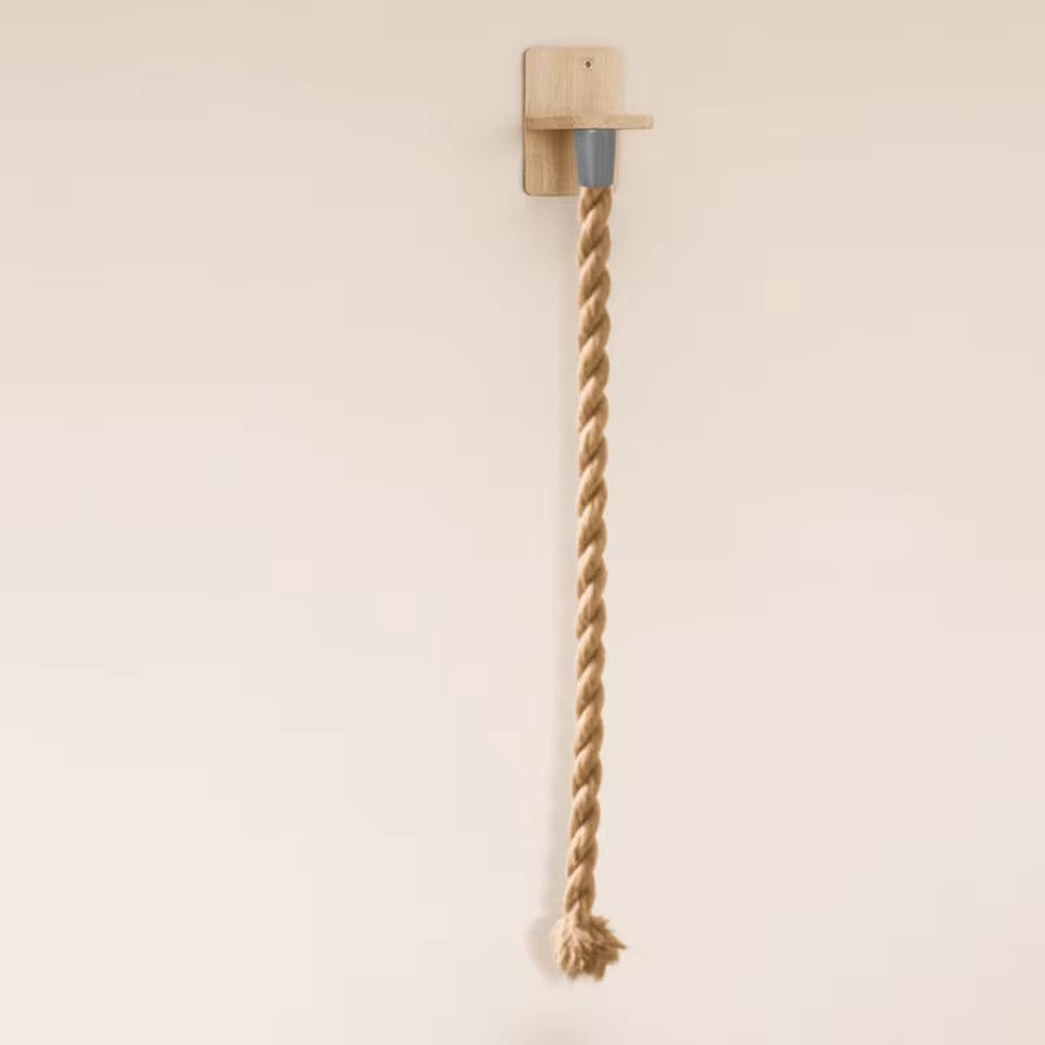 Juego de pared que gasta la energía de tu gato